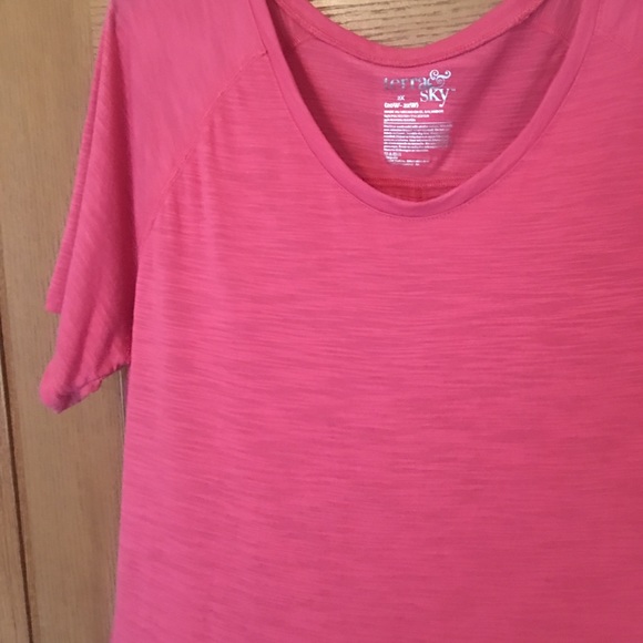 Plus-size High-Low Tunic - Picture 2 of 4